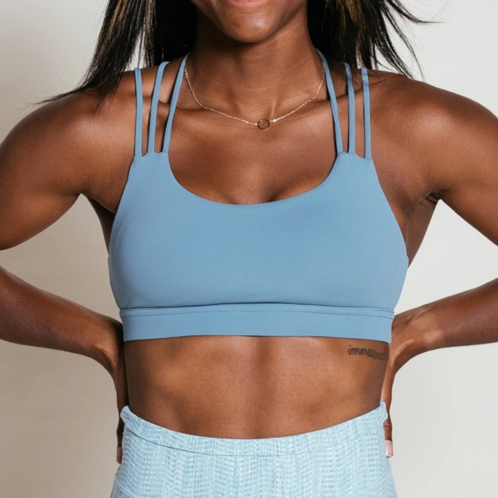 Ptula Jenny Sports Bra - Picture 2 of 6